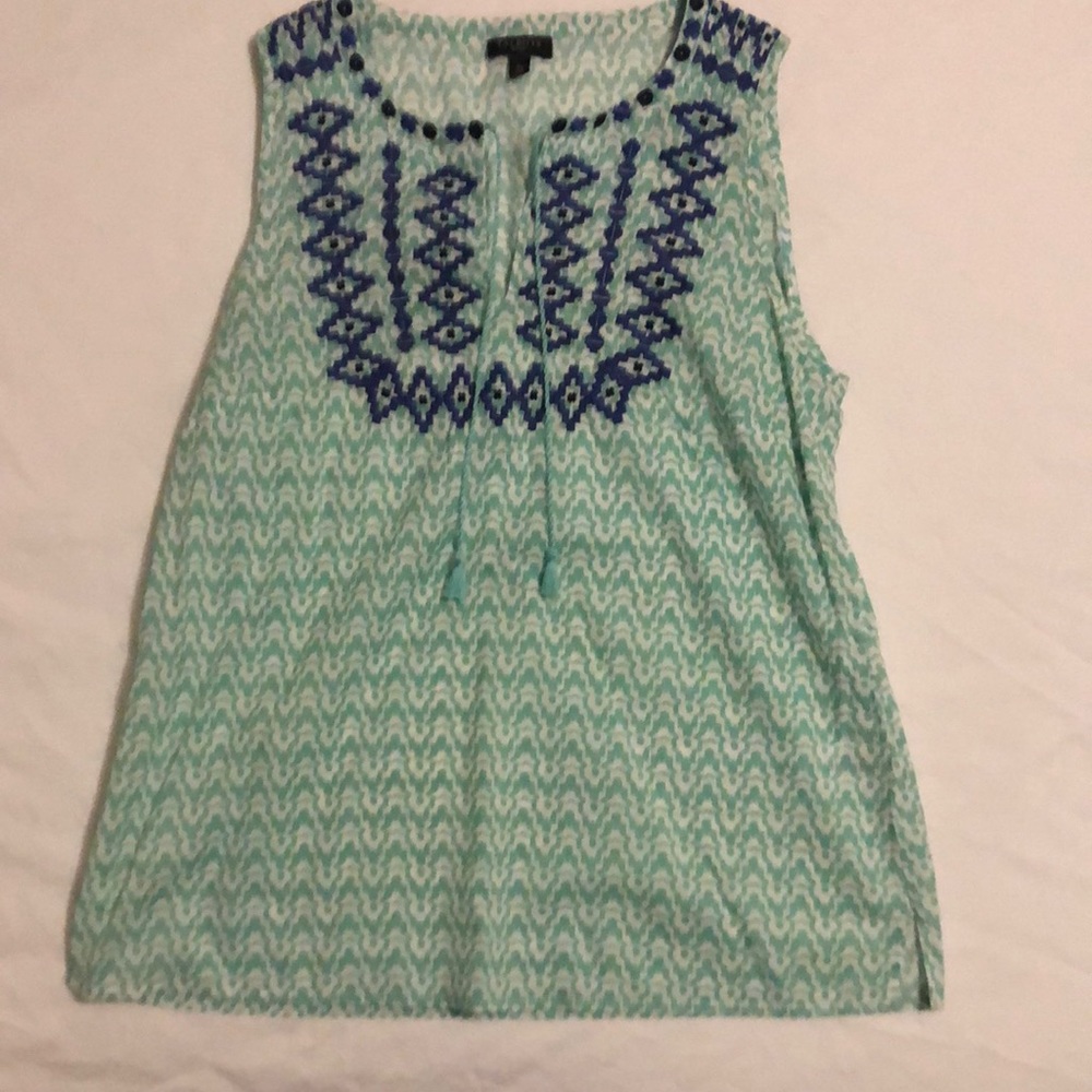 Sleeveless top